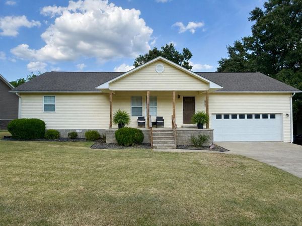 94 Walnut Heights Drive, Batesville, AR 72501