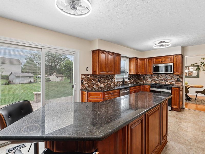 13690 Sudbury Drive, Pickerington, OH 43147 Photo 18