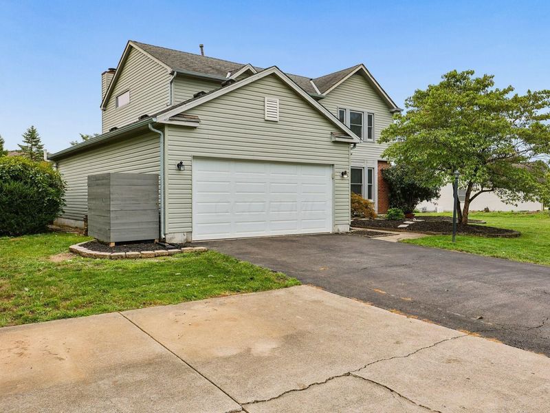 13690 Sudbury Drive, Pickerington, OH 43147 Photo 3