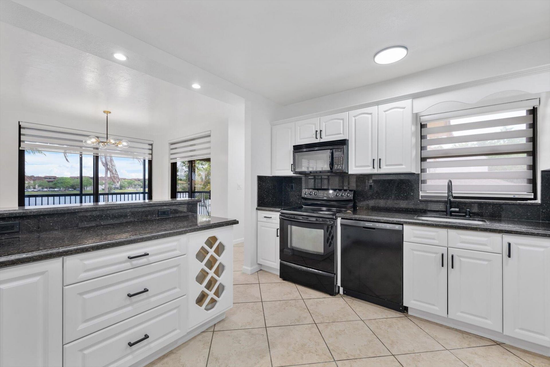 740 NE 199th Street, Unit 205G, Miami, FL 33179 Photo