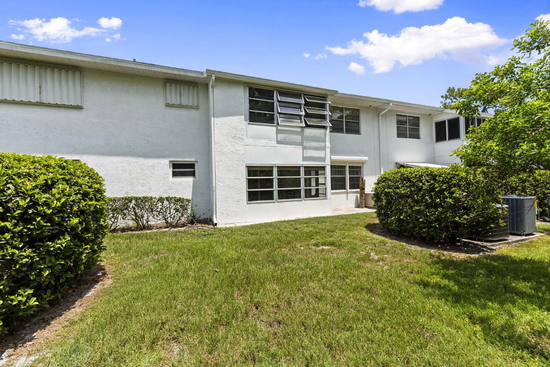 1223 S Lakes End Drive, Unit E-1, Fort Pierce, FL 34982 Photo