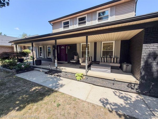 32480 Pembroke Street, Livonia, Mi 48152