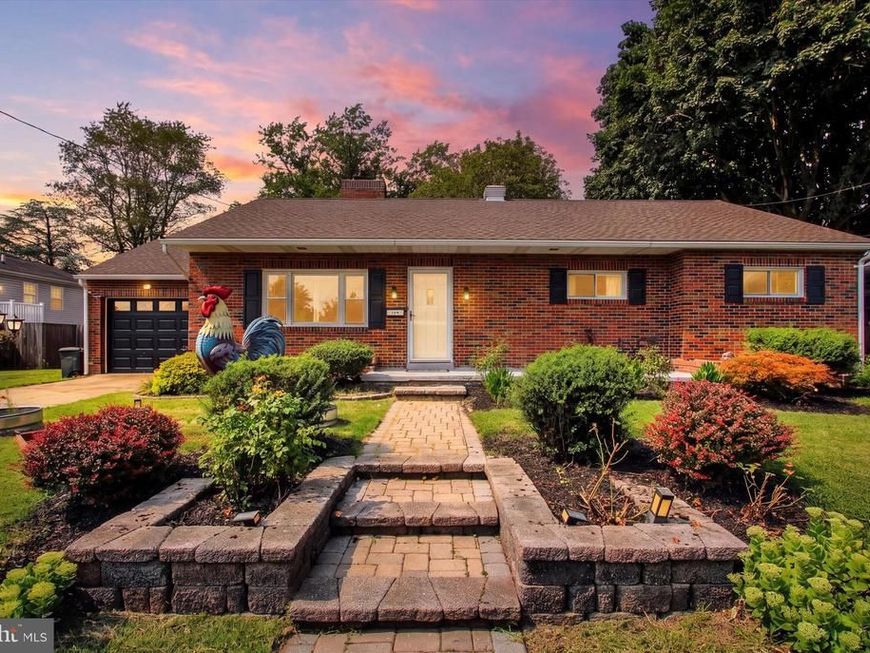 280 Sunset Avenue , Hanover, PA 17331 Main Photo