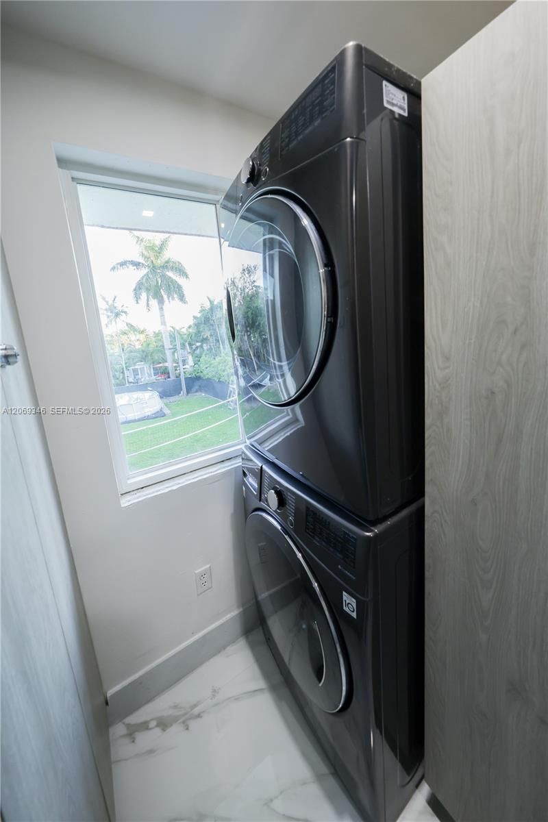 1230 NE 89th St , Miami, FL 33138 Photo
