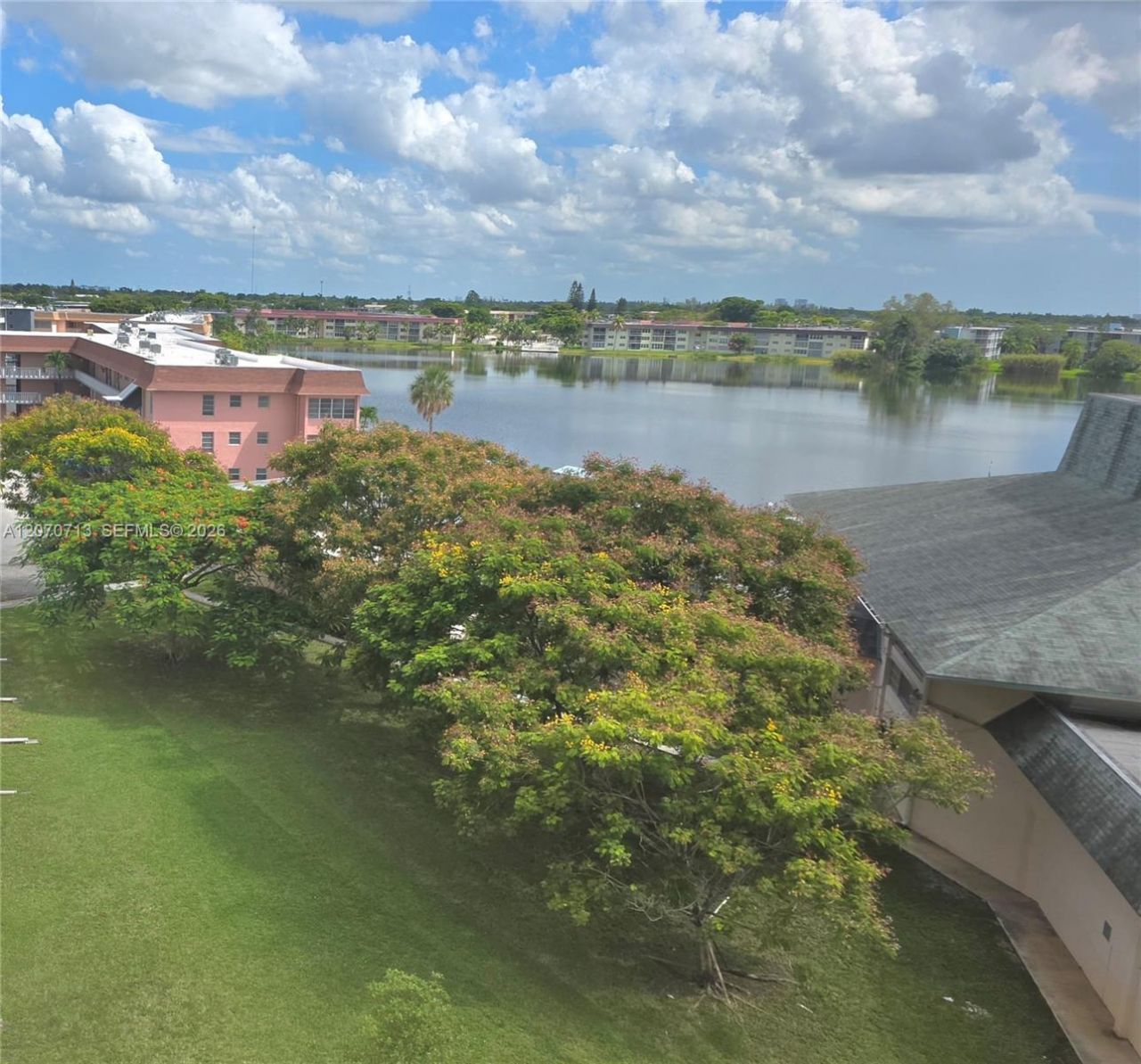 1401 NE Miami Gardens Dr, Unit 685, Miami, FL 33179 Photo