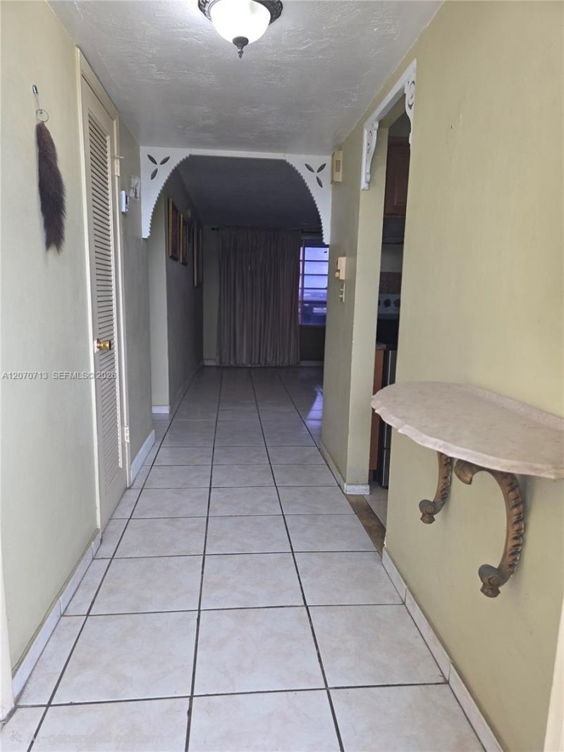 1401 NE Miami Gardens Dr, Unit 685, Miami, FL 33179 Photo