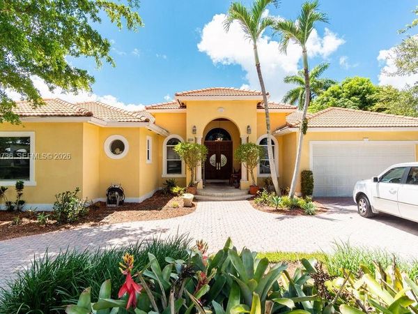 2610 SW 112th Ct , Miami, FL 33165