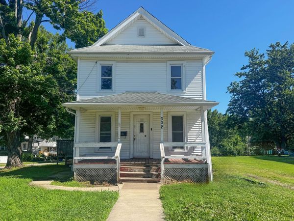 302 E Prospect Street , Kewanee, IL 61443