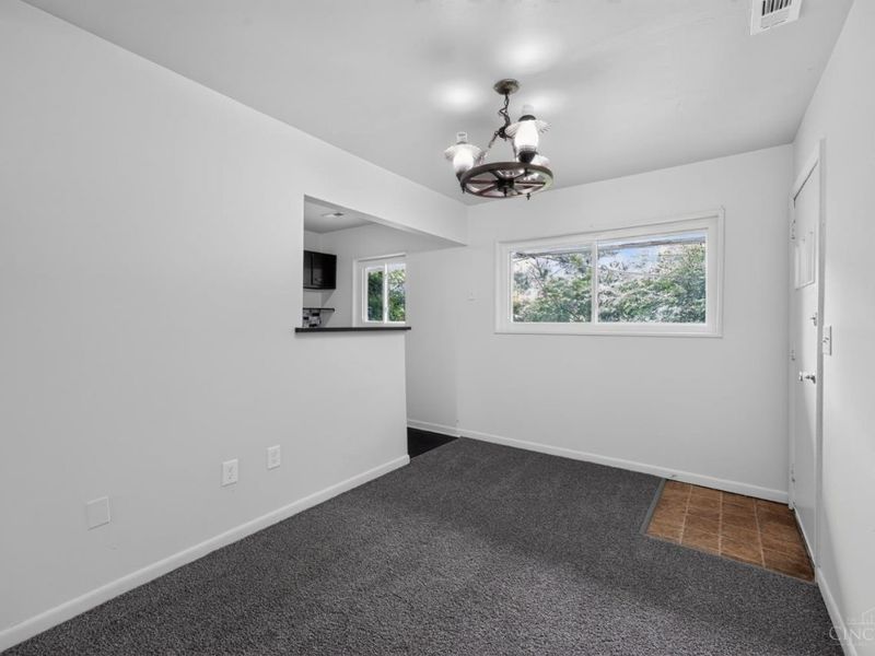 1305 Landis Lane, Springfield Township, OH 45231 Photo 8