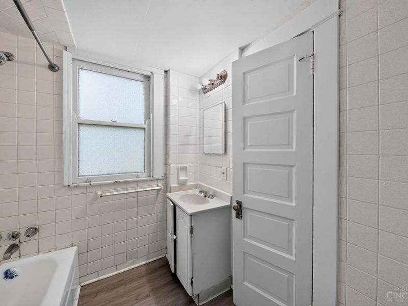 2874 Montana Avenue, Cincinnati, OH 45211 Photo 10