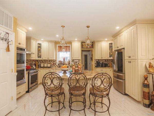 1715 Hering Avenue, Bronx, NY 10461