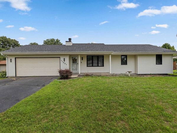 11321 DEBUSSEY Drive, MACHESNEY PARK, IL 61115