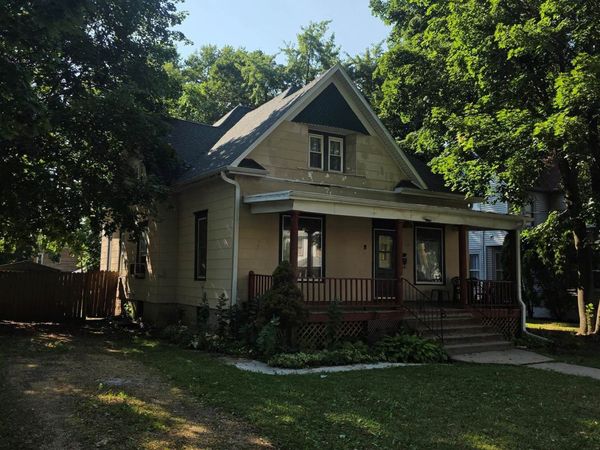 1118 S High, FREEPORT, IL 61032