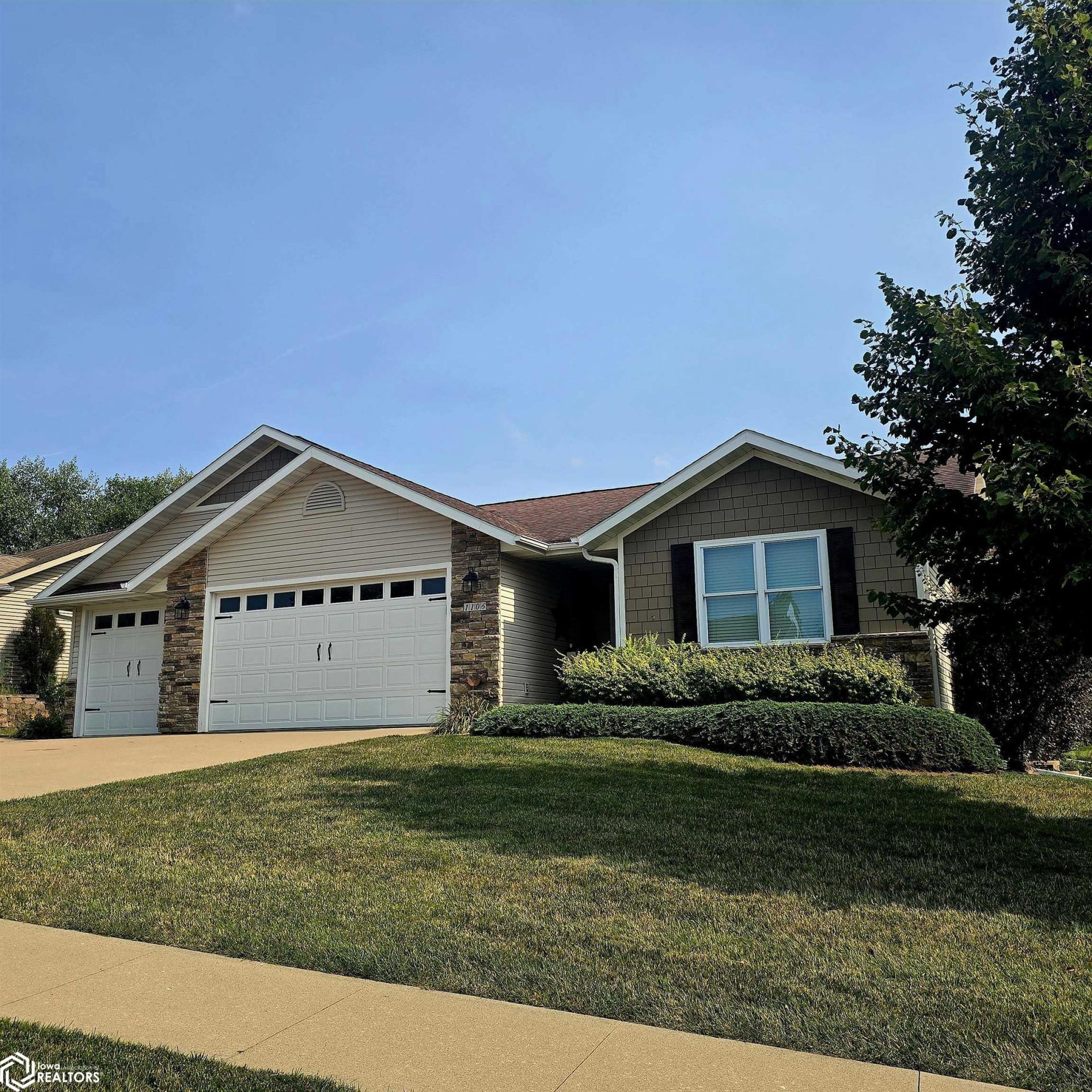 1106 Arbor Trace Drive, Oskaloosa, IA 52577 Main Photo