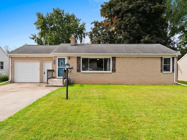 1428 HASTINGS STREET, Green Bay, WI 54301