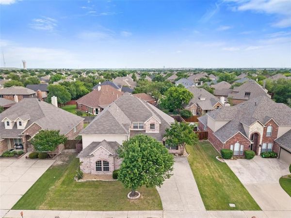 5912 Crestberry Lane, Sachse, TX 75048