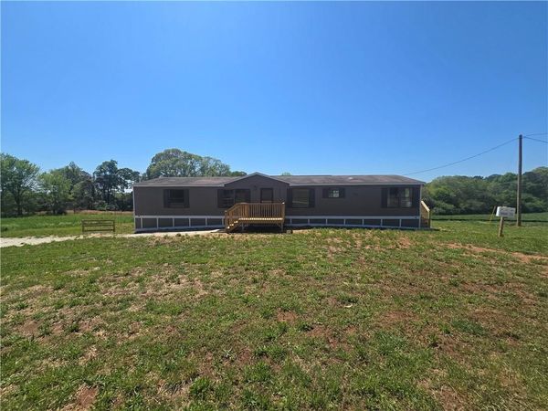 2525 Rock Pillar Road , Carnesville, GA 30521