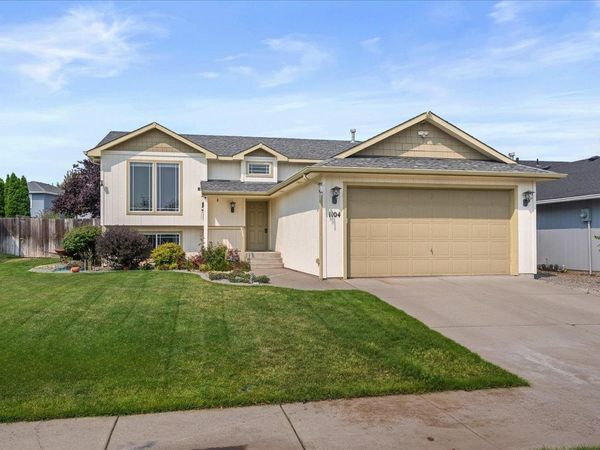 1104 S Antelope St, Spokane, WA 99224