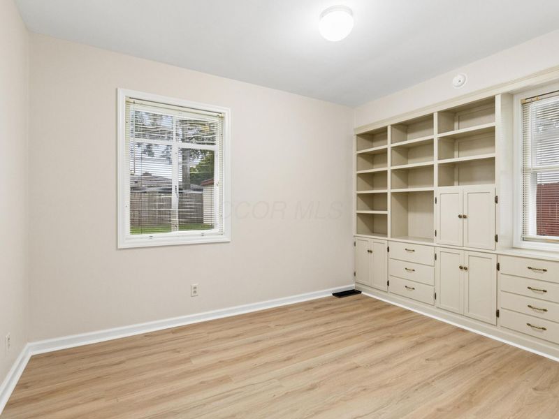 1967 Zollinger Road, Columbus, OH 43221 Photo 23