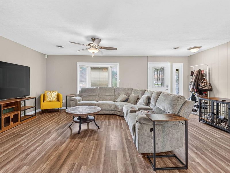 248 Iroquois Park Place , Gahanna, OH 43230 Photo 6