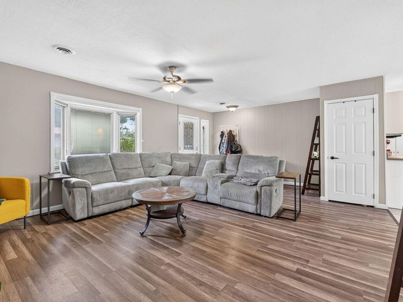 248 Iroquois Park Place , Gahanna, OH 43230 Photo 8