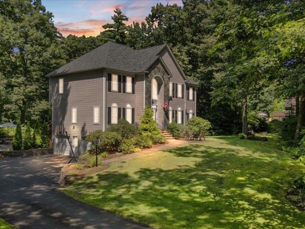 12 Glenwood Road, Windham, NH 03087