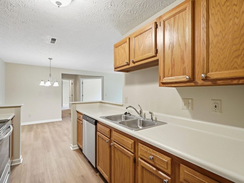561 Napa Valley Lane, Unit 6, Crestview Hills, KY 41017 Photo 6