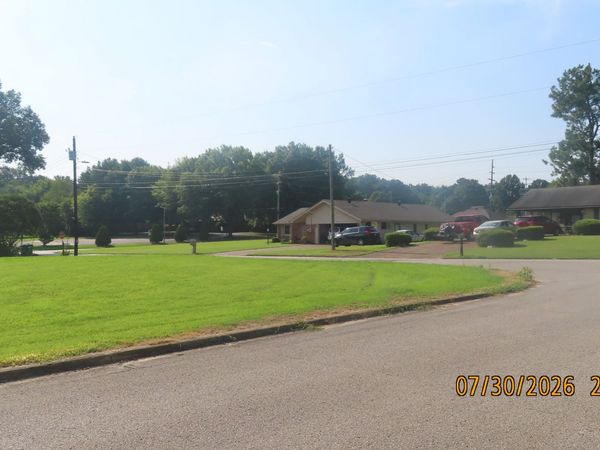 19 Wallace Cv , Jackson, TN 38305