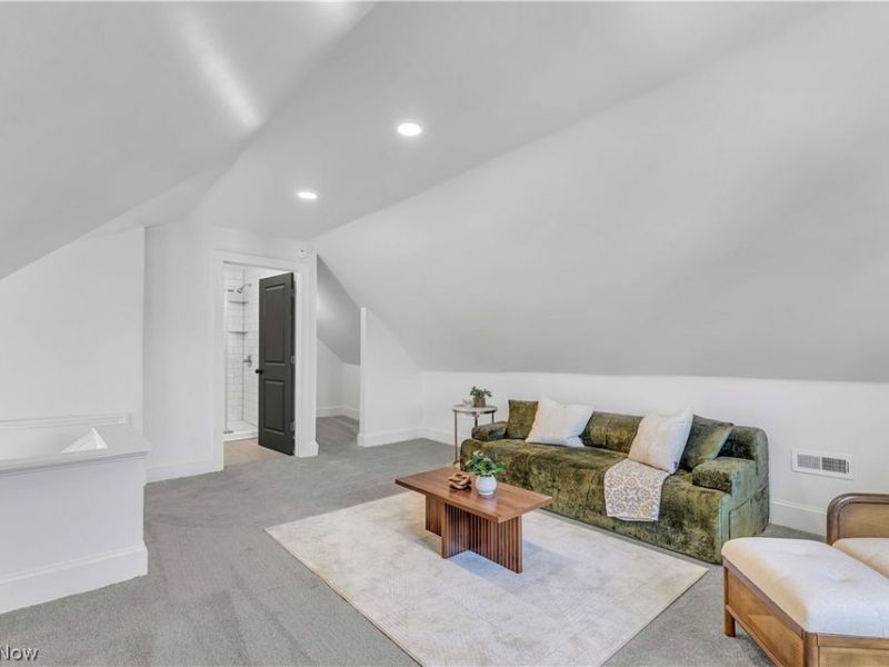 3498 Tullamore Road, University Heights, OH 44118 Photo 22