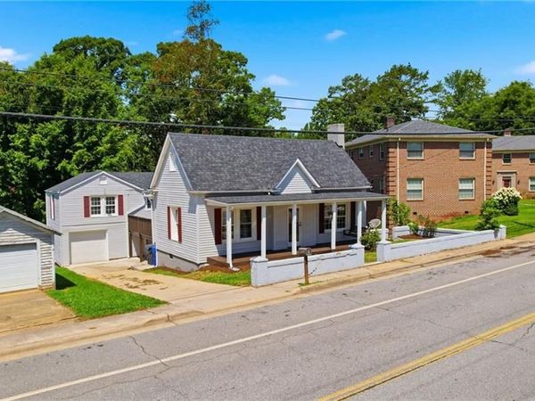 1115 Trogdon Street , North Wilkesboro, NC 28659