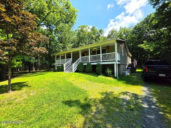 136 Gunstock Lane, Tafton, PA 18464