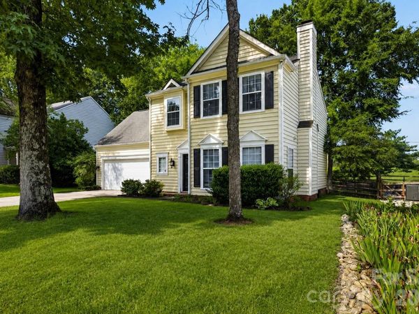 5936 Downfield Wood Drive, Charlotte, NC 28269
