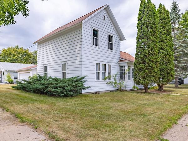 300 N STUYVESANT STREET, Merrill, WI 54452