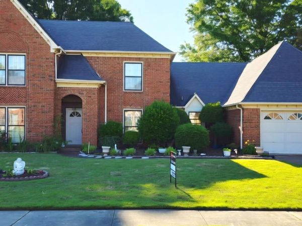 2033 WESTBRIAR DR, Memphis, TN 38016