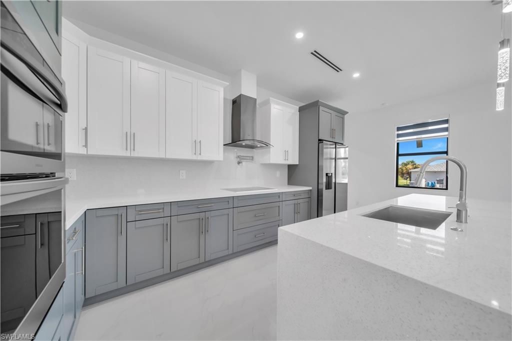 1825 NE 22nd Ter, Cape Coral, FL 33909 Photo