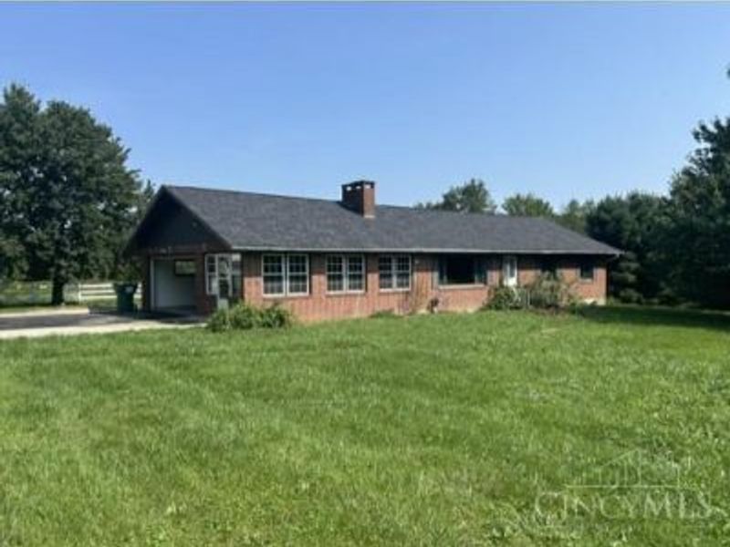 821 E Center Street, Blanchester, OH 45107 Photo 1