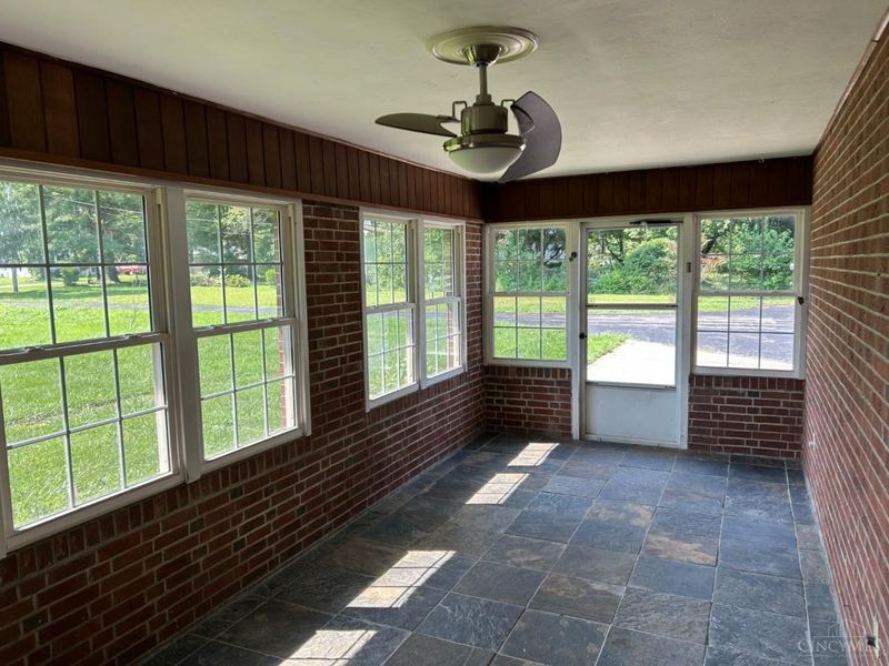 821 E Center Street, Blanchester, OH 45107 Photo 8