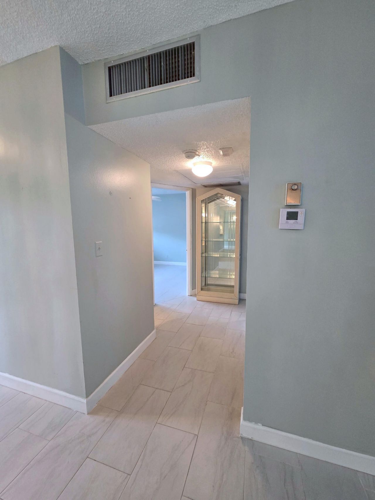 5071 W Oakland Park Boulevard, Unit 109, Lauderdale Lakes, FL 33313 Photo