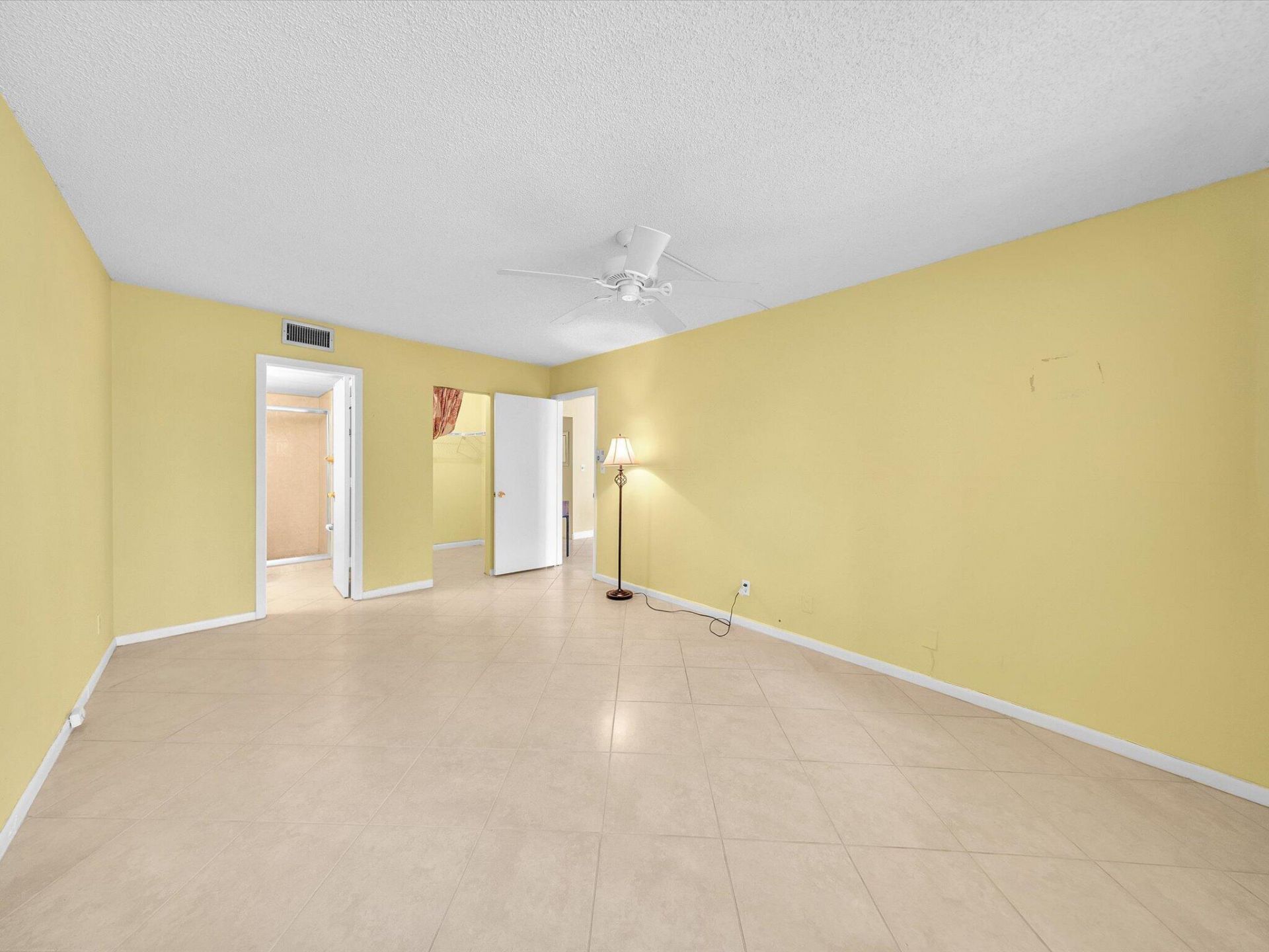 7807 Golf Cir Drive, Unit 105, Margate, FL 33063 Photo