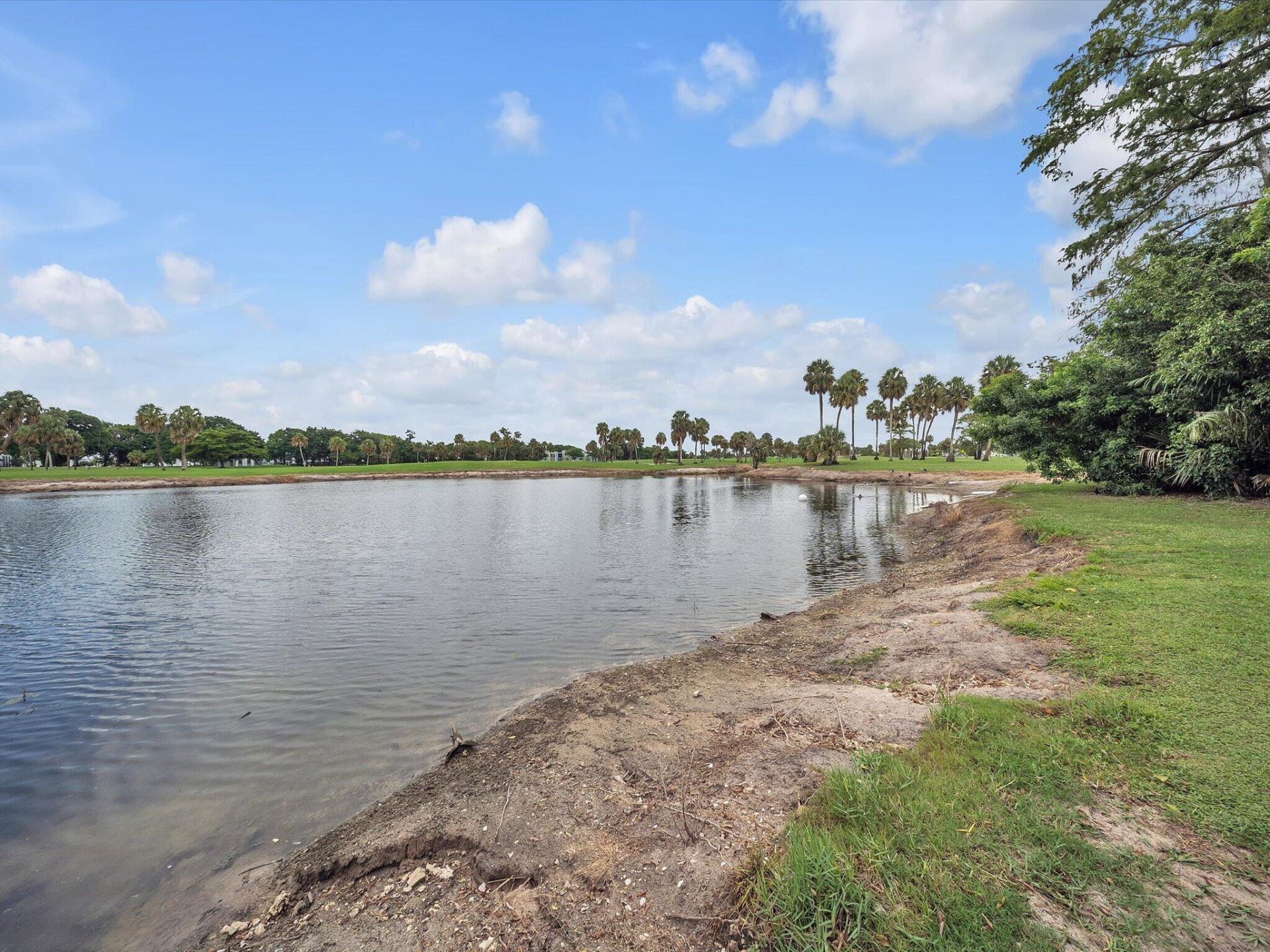 7807 Golf Cir Drive, Unit 105, Margate, FL 33063 Photo