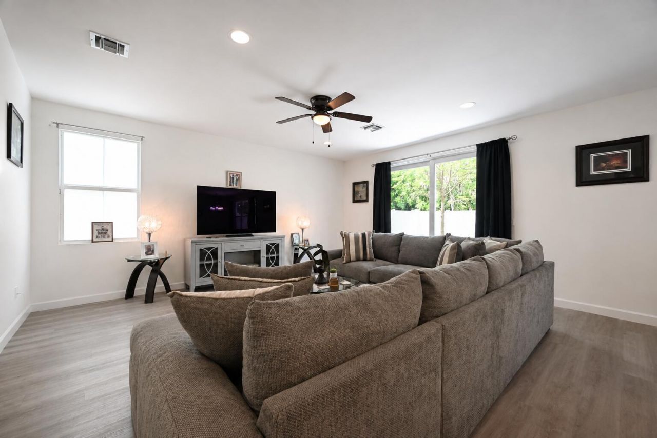 6305 Tenor Drive, West Palm Beach, FL 33413 Photo