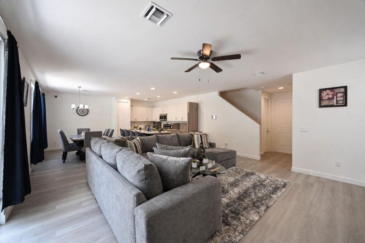 6305 Tenor Drive, West Palm Beach, FL 33413 Photo