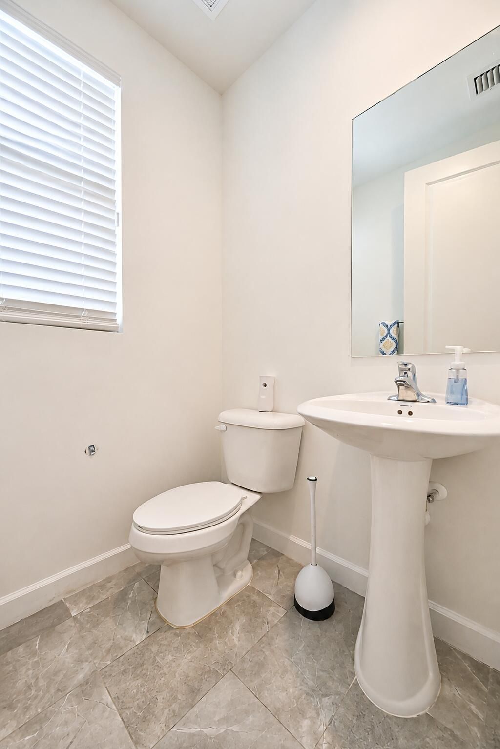 6305 Tenor Drive, West Palm Beach, FL 33413 Photo