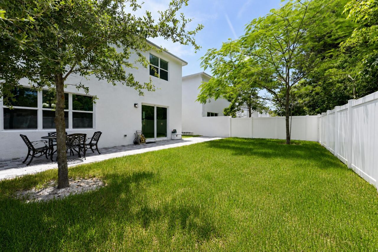 6305 Tenor Drive, West Palm Beach, FL 33413 Photo