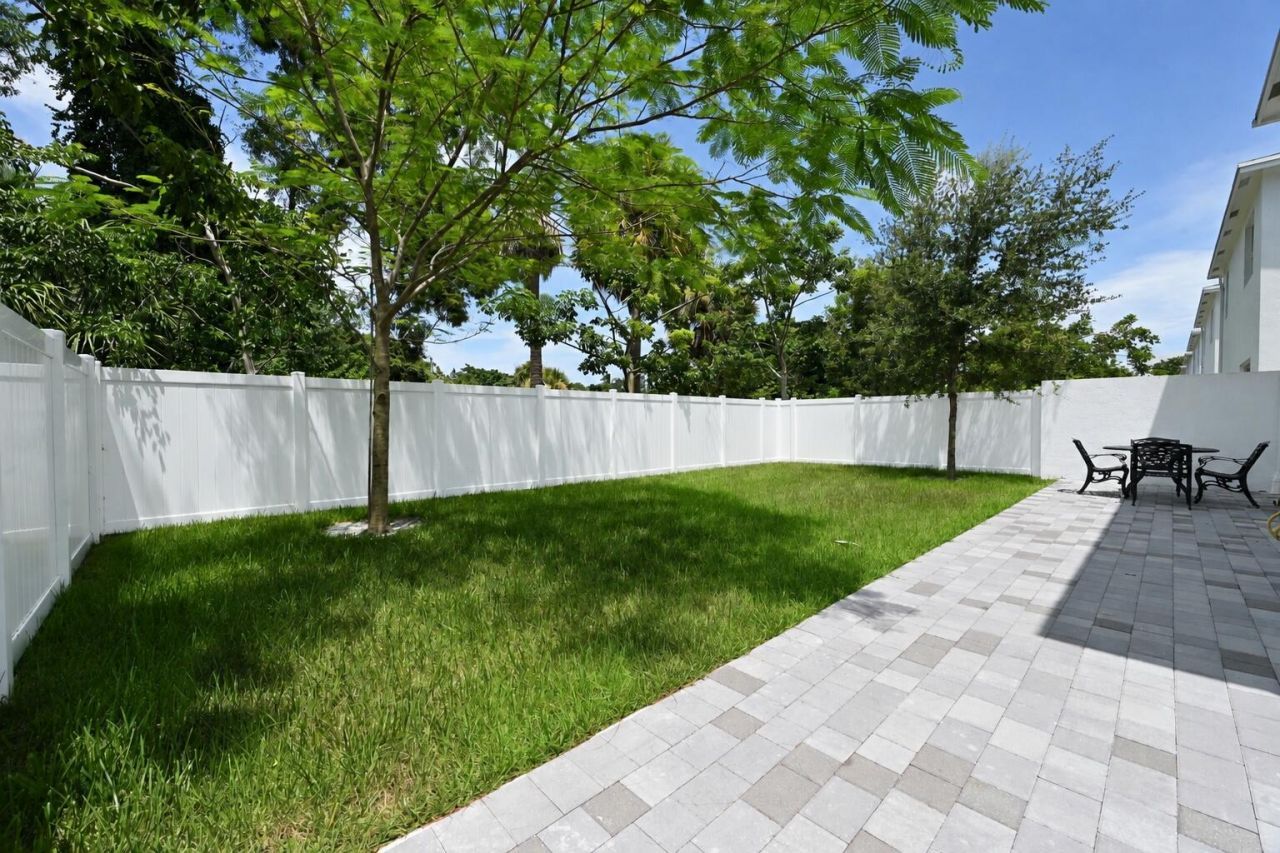 6305 Tenor Drive, West Palm Beach, FL 33413 Photo