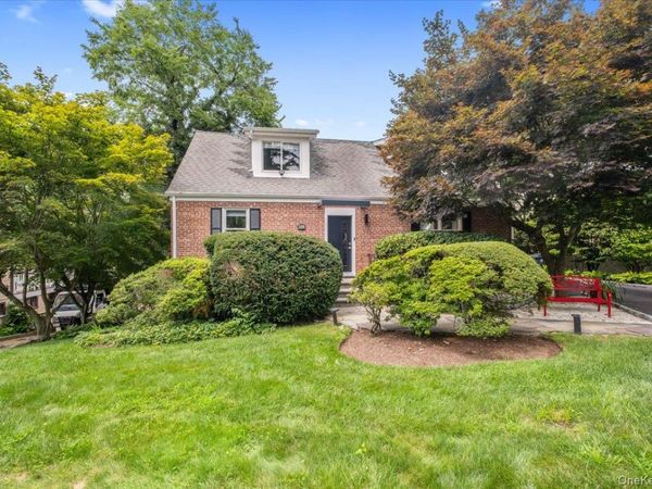 128 Glendale Road , Scarsdale, NY 10583
