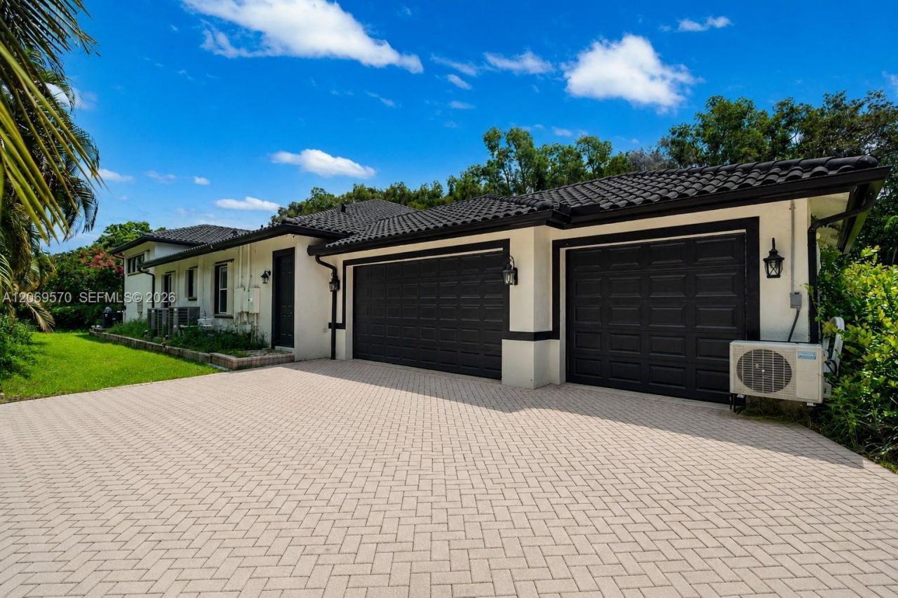 10961 SW 31st , Davie, FL 33328 Photo