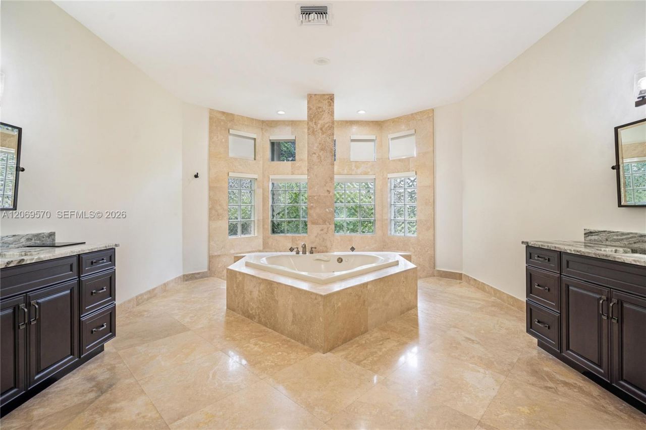 10961 SW 31st , Davie, FL 33328 Photo