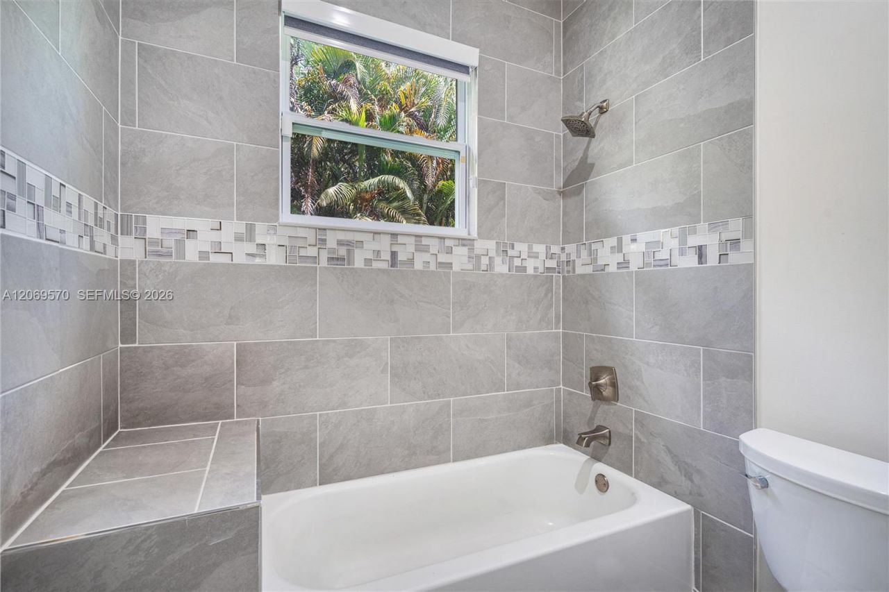 10961 SW 31st , Davie, FL 33328 Photo
