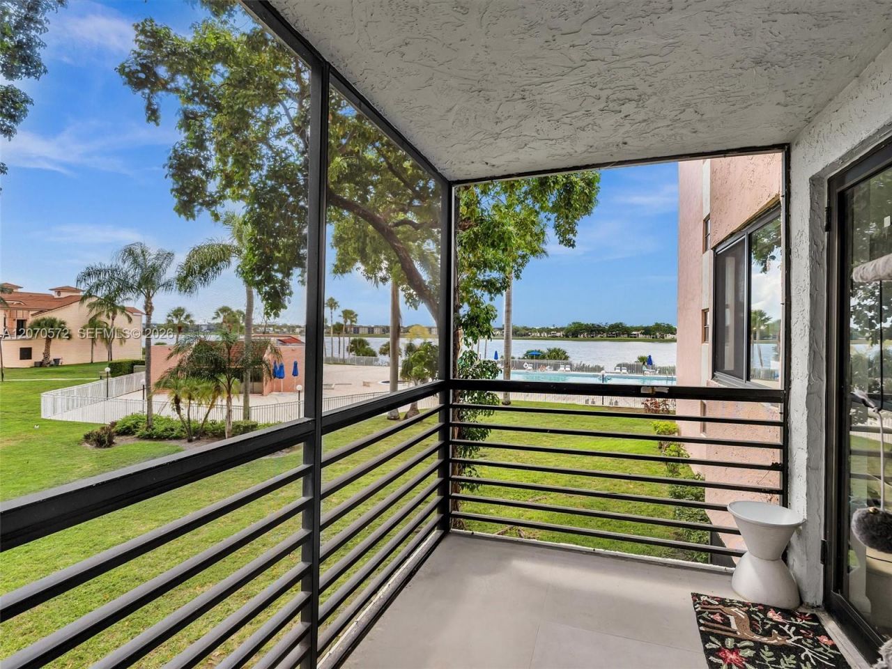20840 San Simeon Way, Unit 204, Miami, FL 33179 Photo